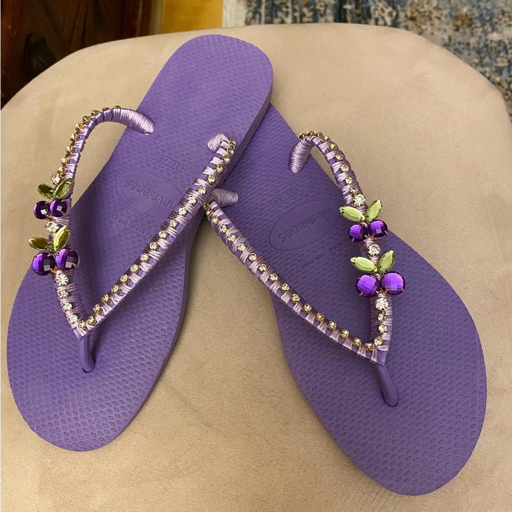 HAVAIANAS Flip Flops NEW